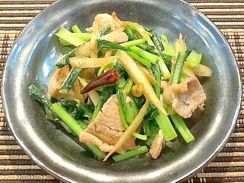 豚肉と小松菜とささがきごぼうの炒め物